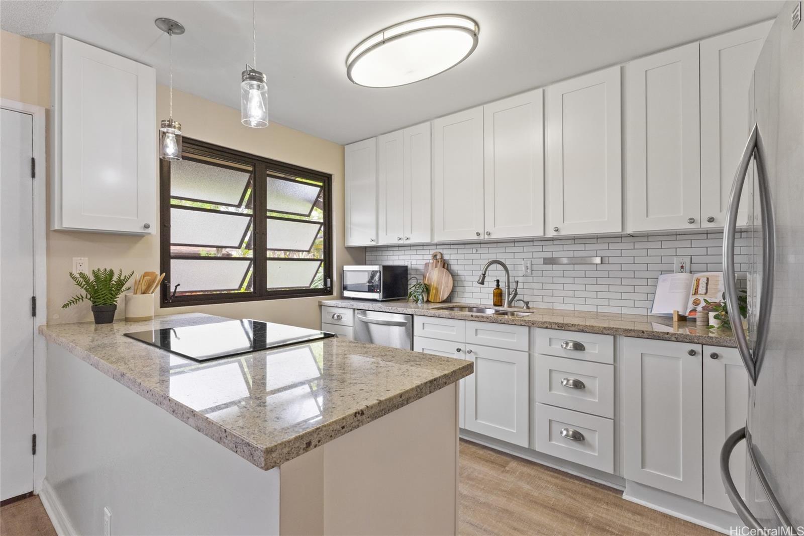 94-164 Anania Drive  Unit 256