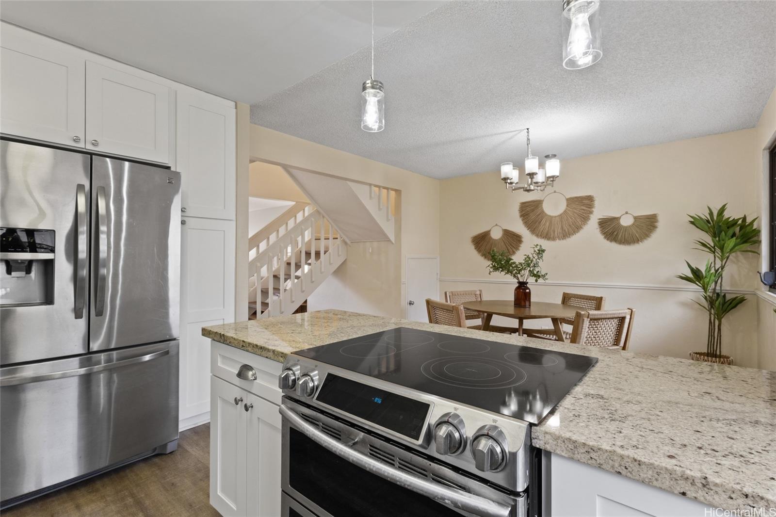 94-164 Anania Drive  Unit 256