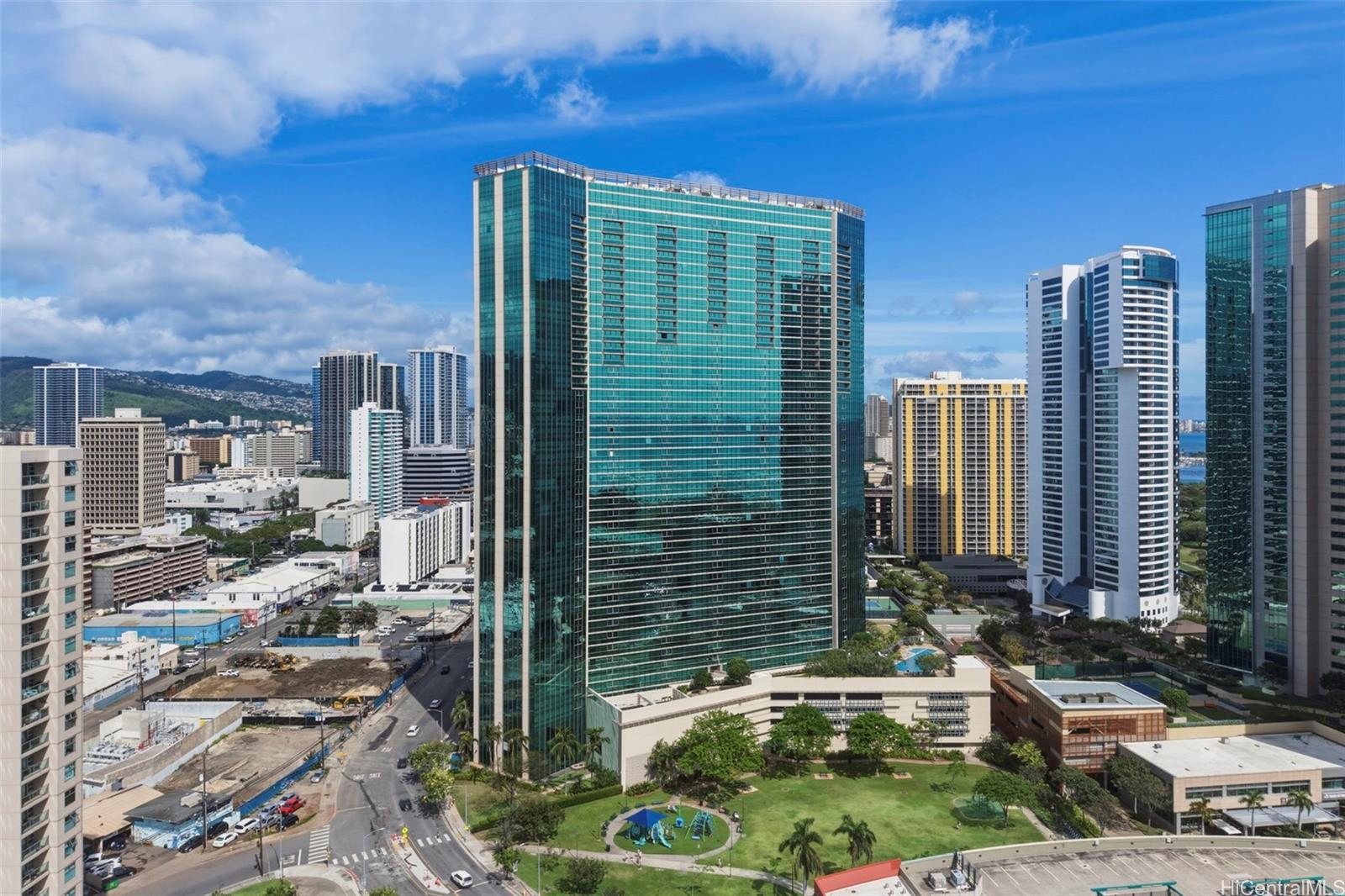 1177 Queen S Queen Street 2909