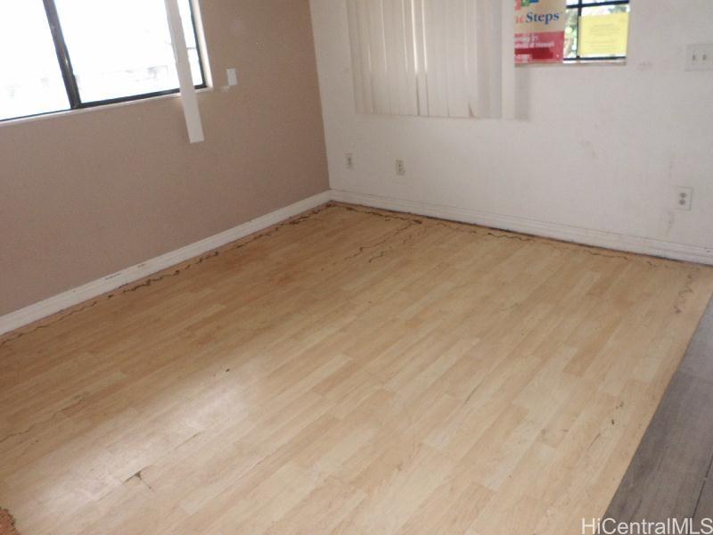 91-1036 Kaiau Avenue  Unit 10E