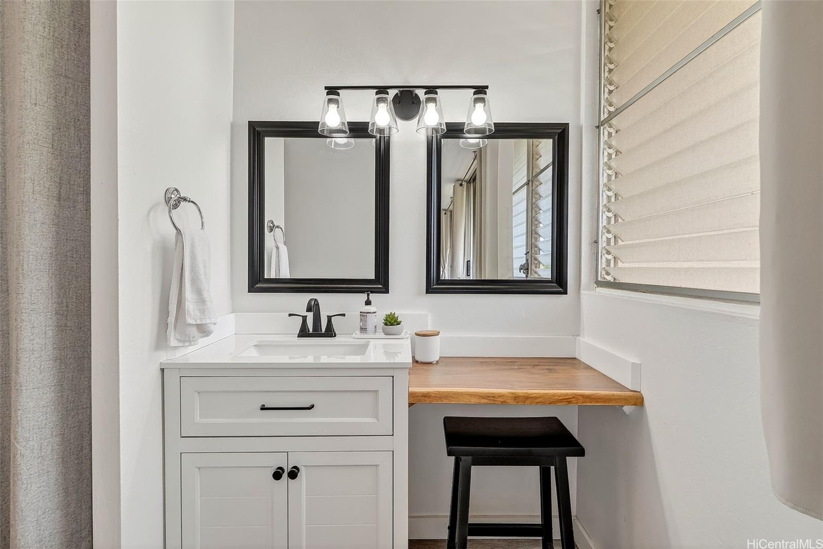 94-337 Anania Drive  Unit 12