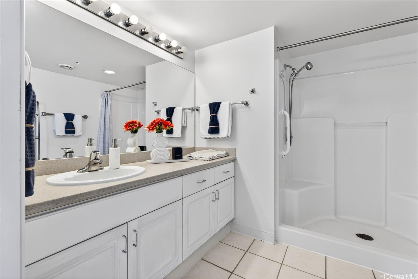 1314 Kalakaua Avenue  Unit 911