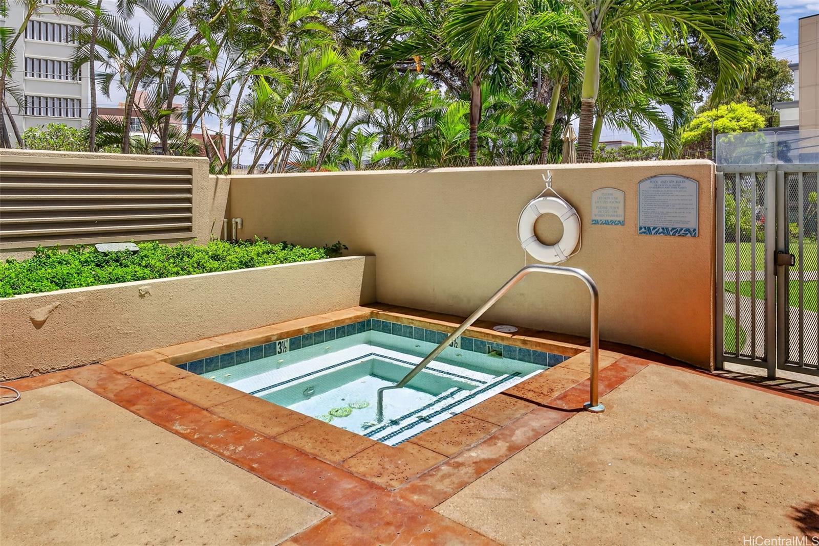 1314 Kalakaua Avenue  Unit 911