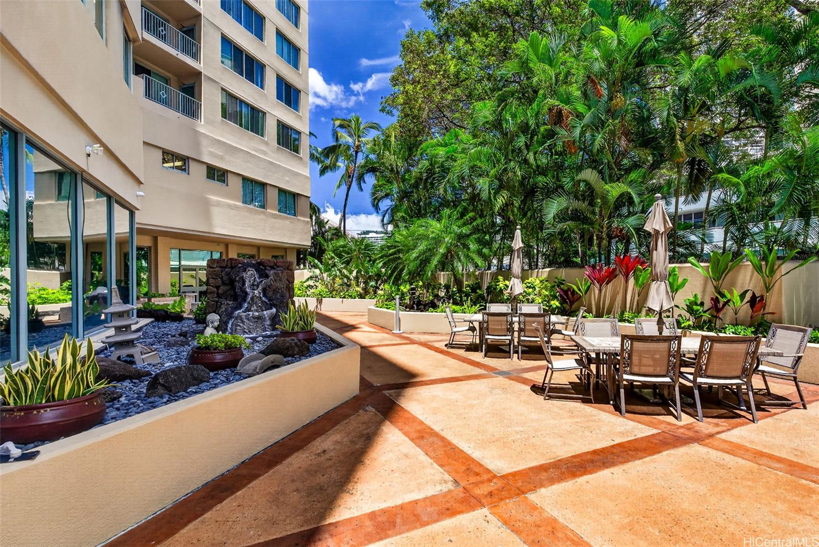 1314 Kalakaua Avenue  Unit 911
