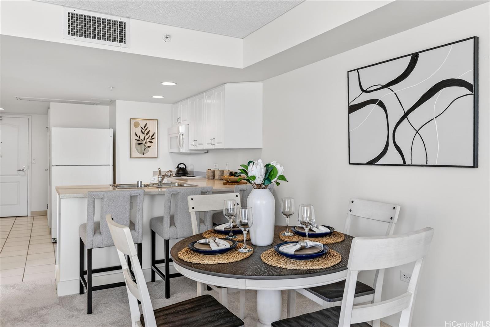 1314 Kalakaua Avenue  Unit 911