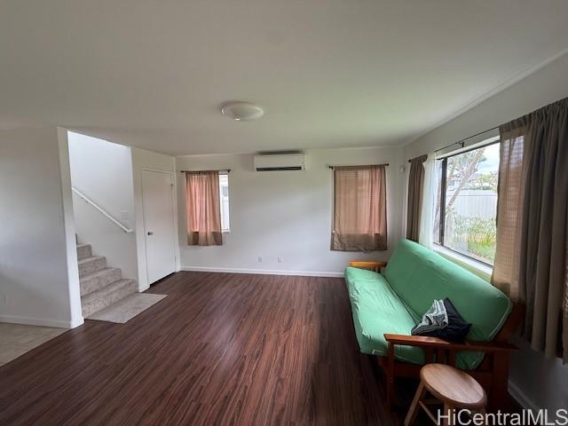 Photo 3 of 11