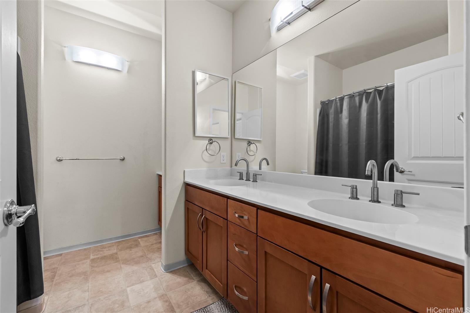 1143 Kakala Street  Unit 302