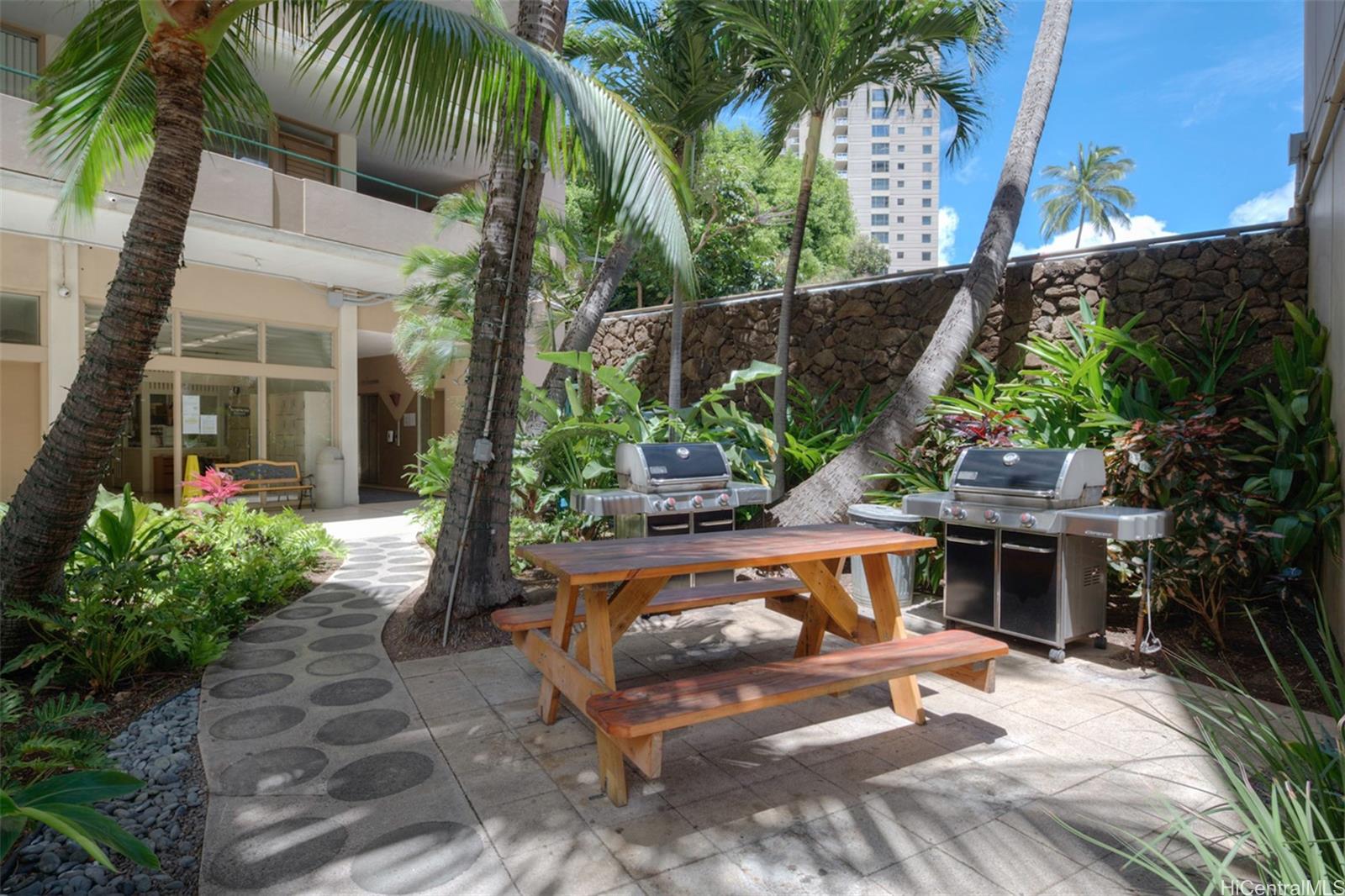 1720 Ala Moana Boulevard  Unit 1105B