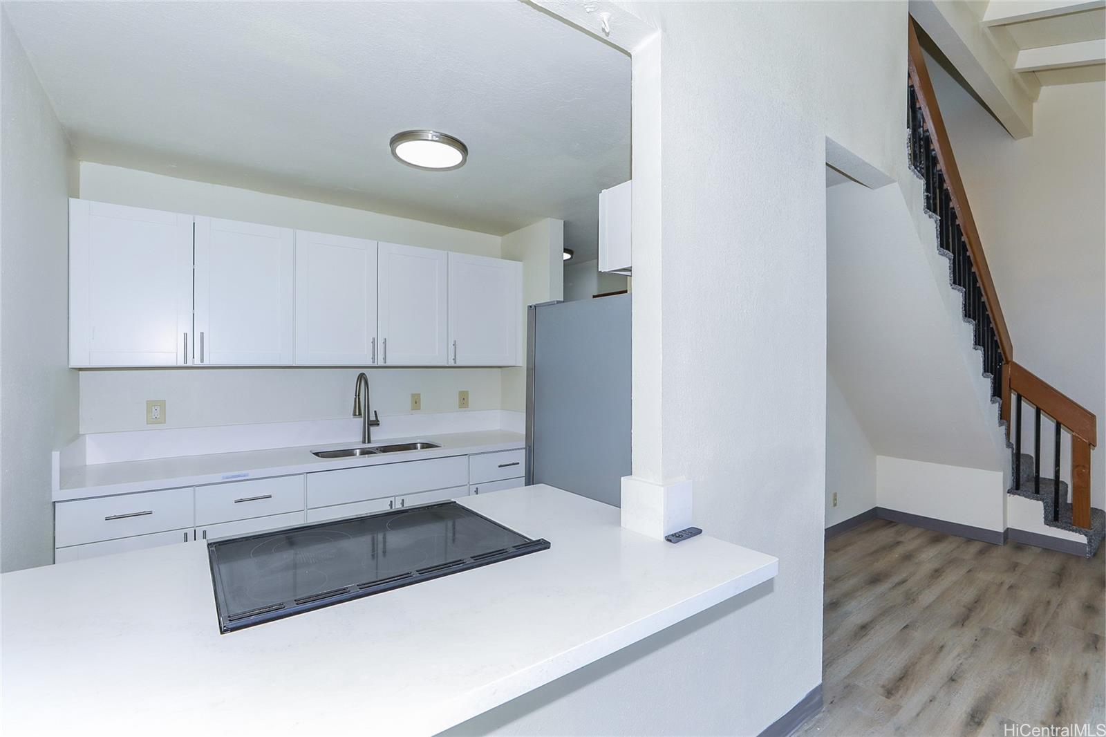 87-1550 Farrington Highway  Unit A1