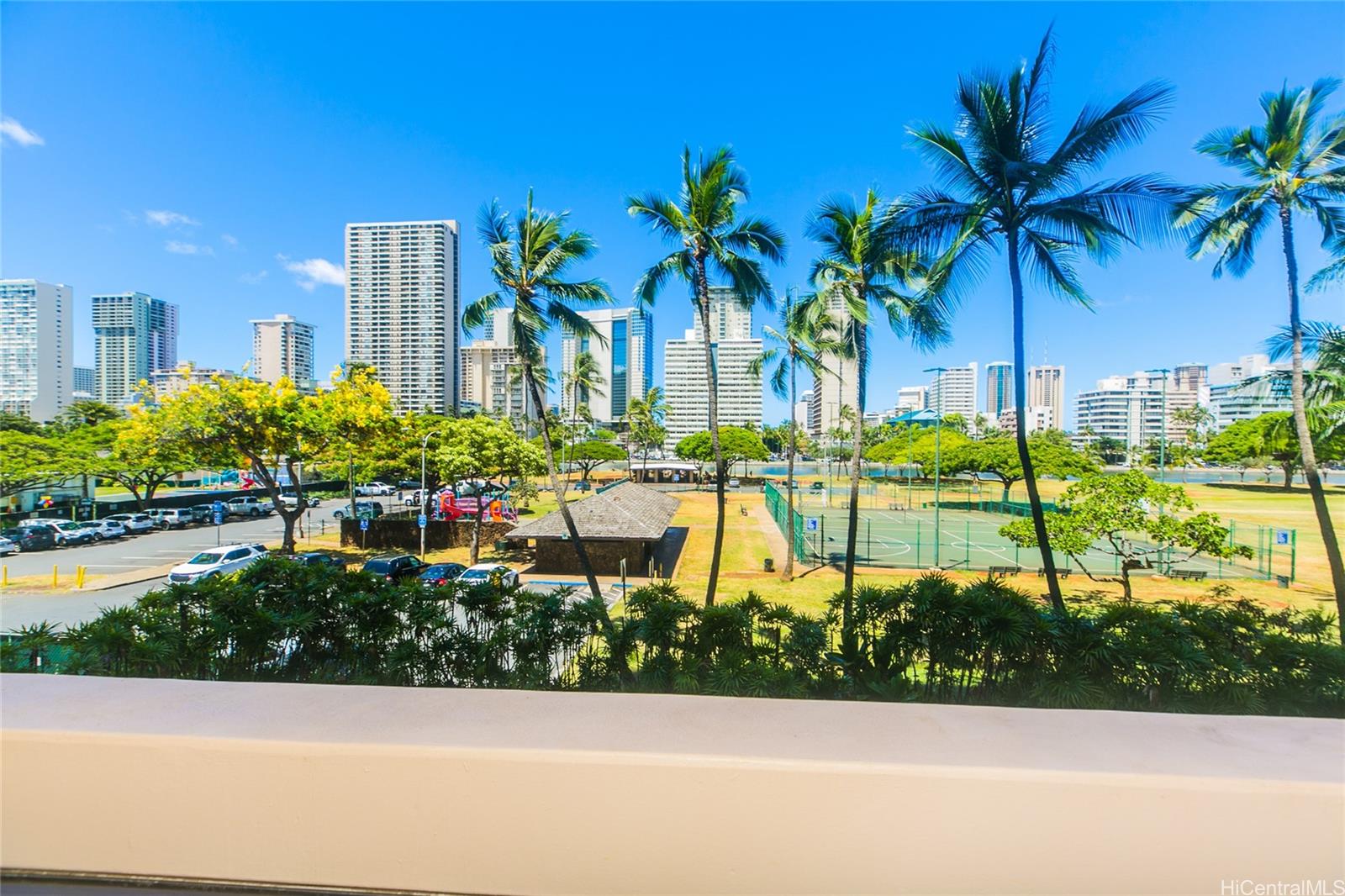 500 University Avenue  Unit 311