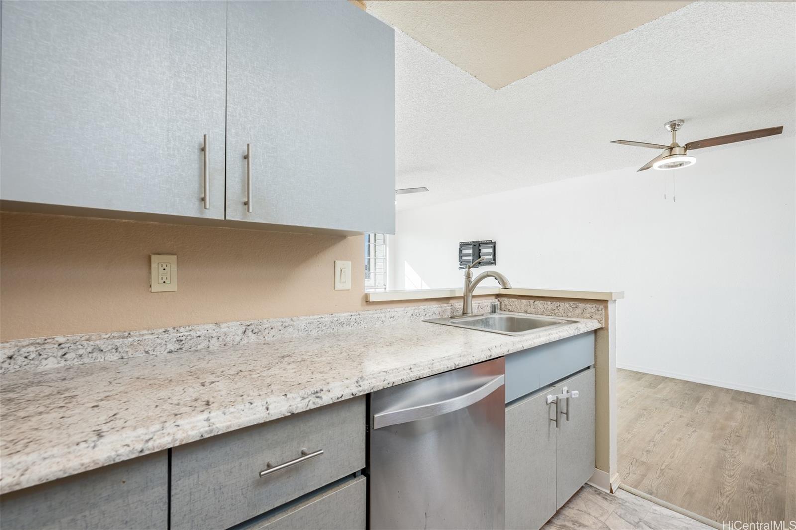 94-1457 Waipio Uka Street  Unit O206