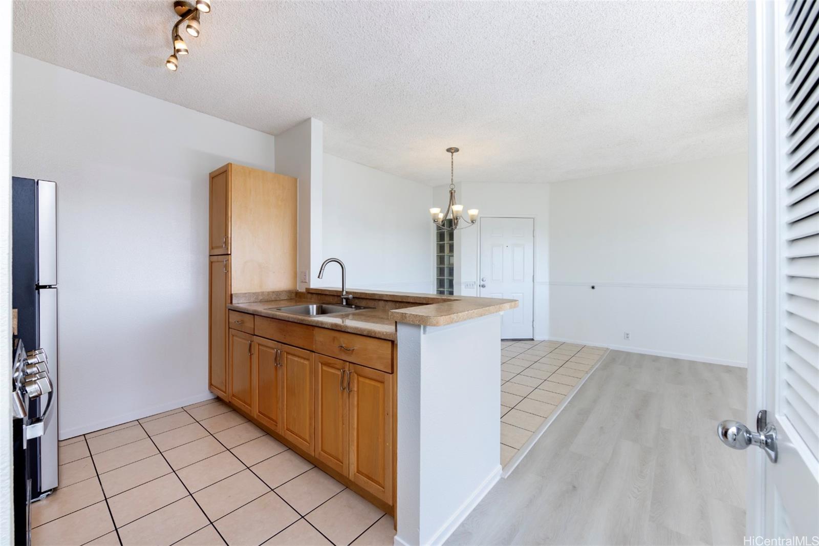 91-291 Hanapouli Circle  Unit 4D