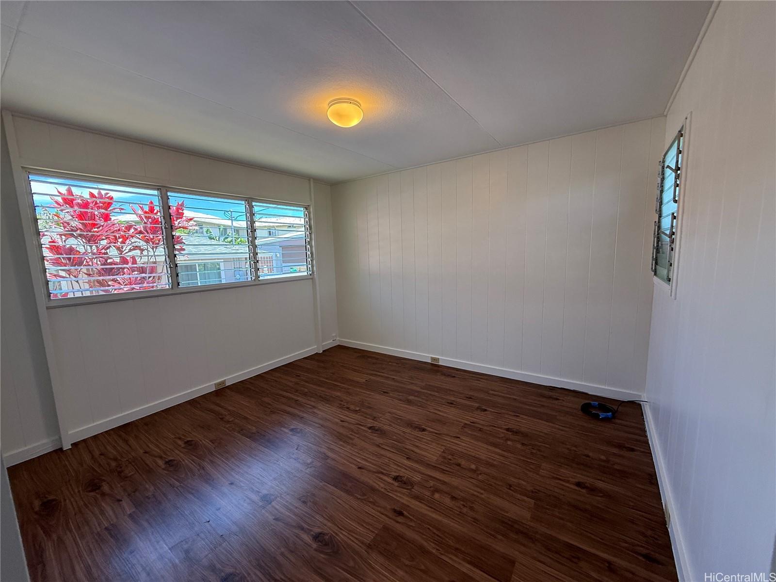 1221 Ihiihi Avenue