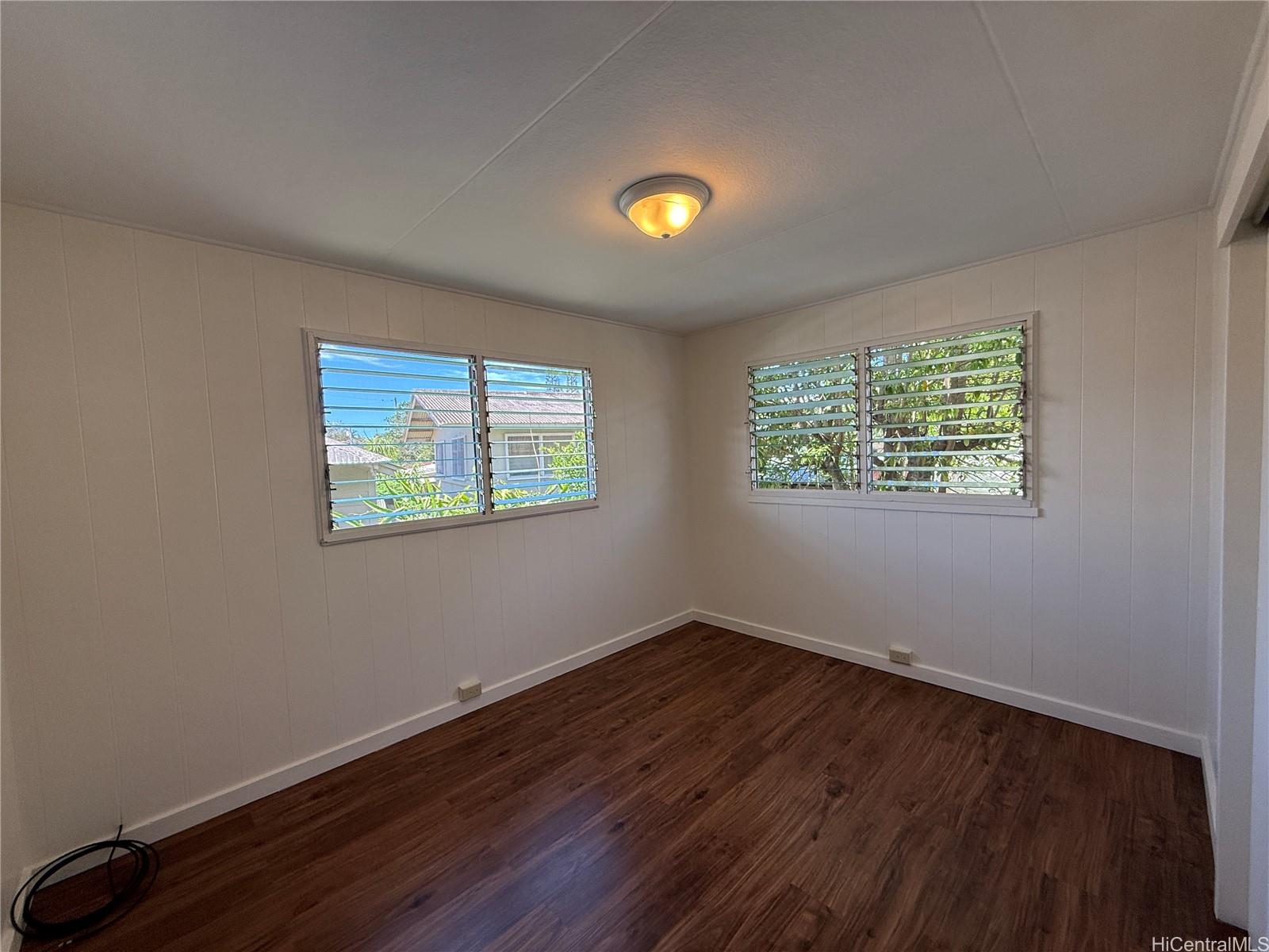 1221 Ihiihi Avenue