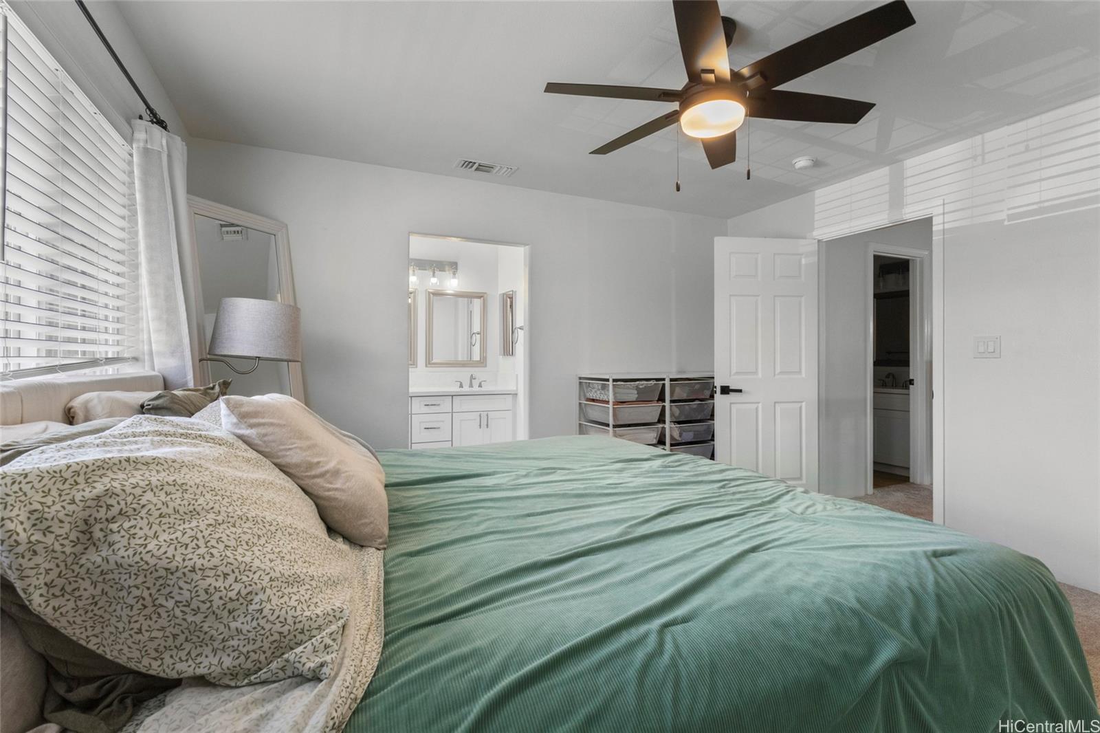91-2075 Kaioli Street  Unit 902