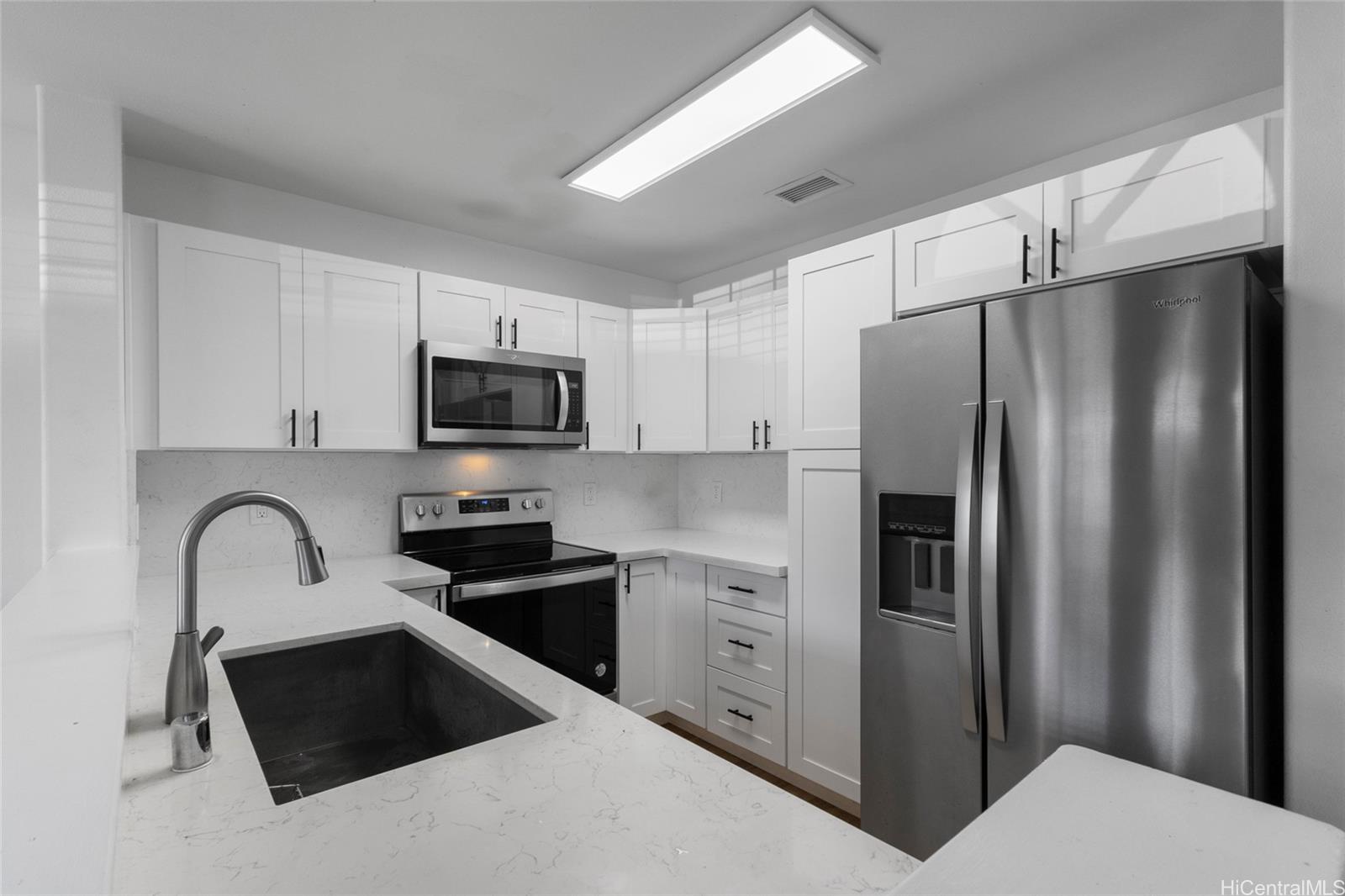 91-2075 Kaioli Street  Unit 902