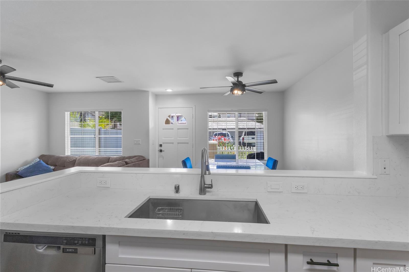 91-2075 Kaioli Street  Unit 902