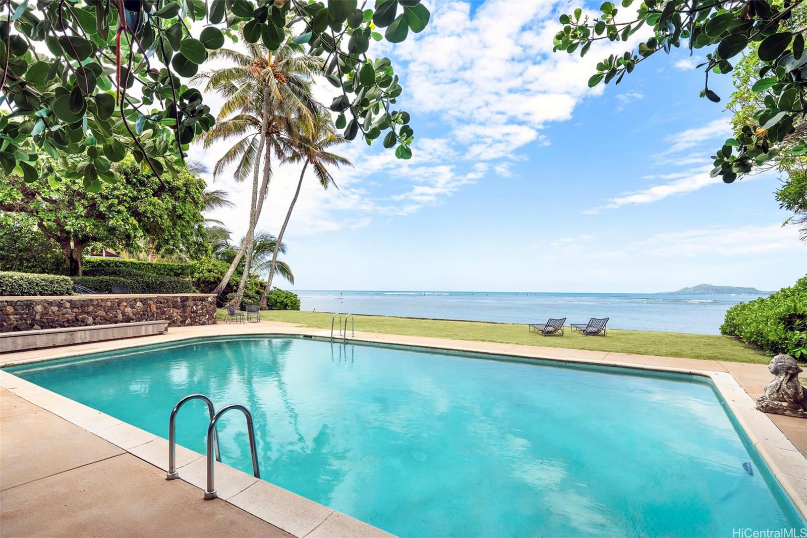 459 A Portlock Road