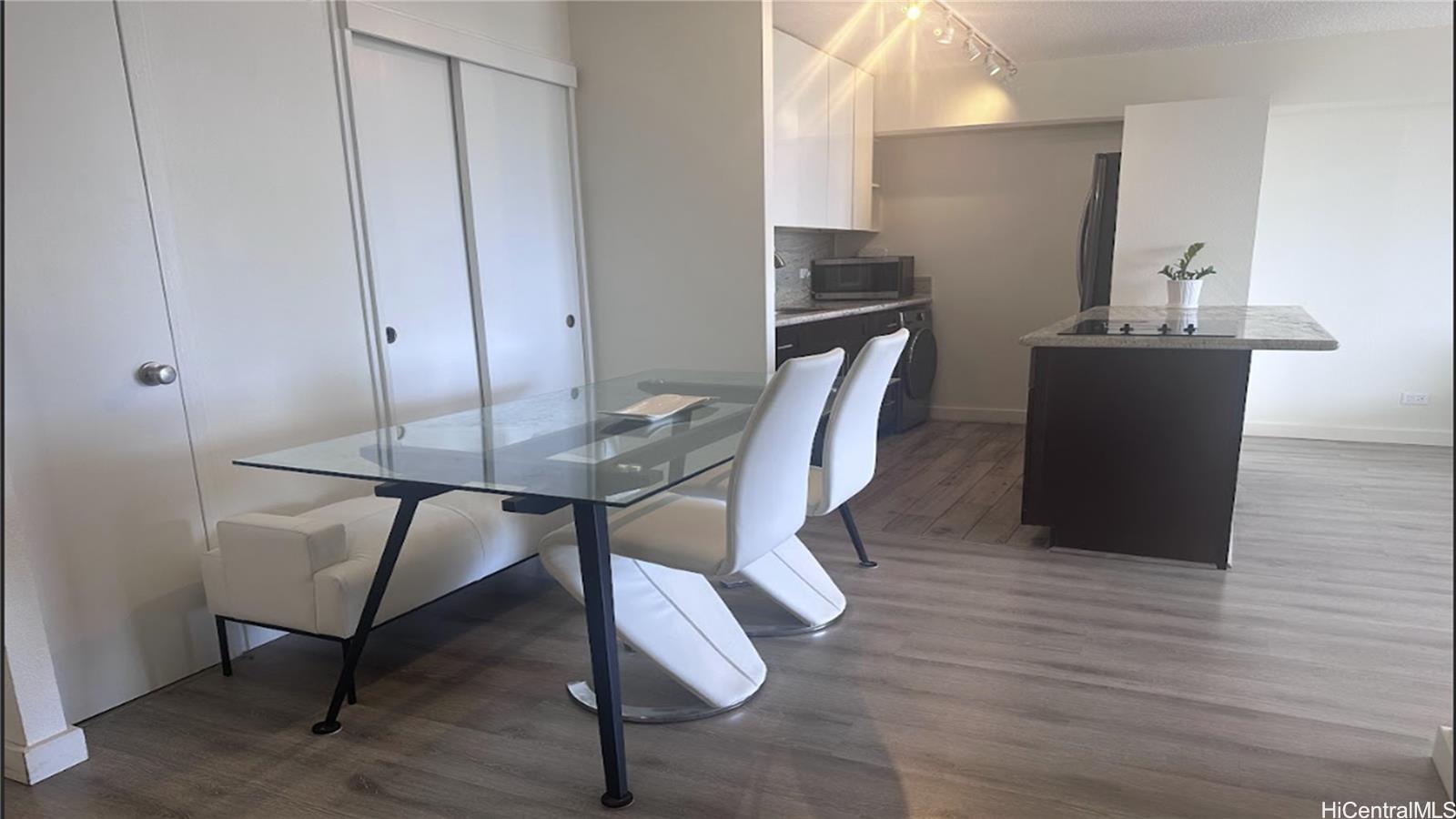 2333 Kapiolani Boulevard  Unit 2609