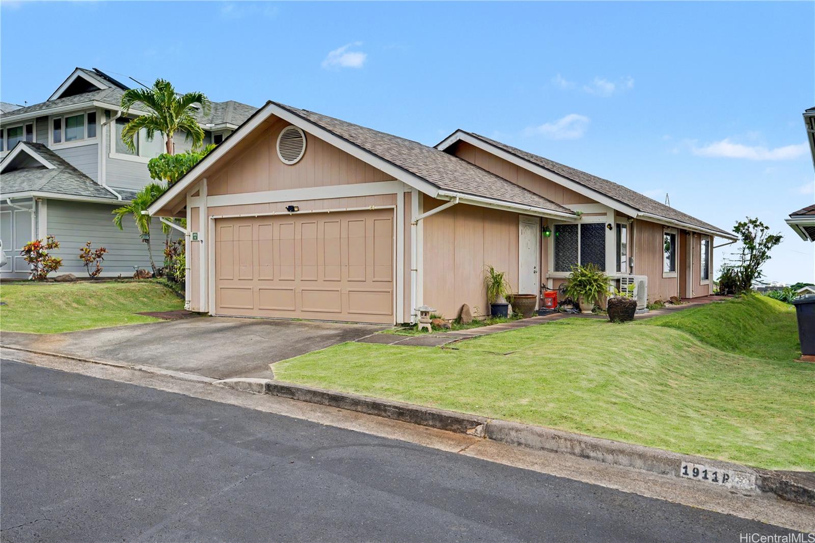 98-1911 Kaahumanu Street N 92