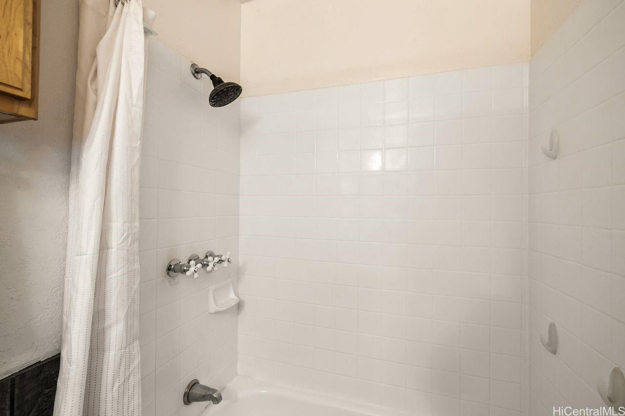 68-051 Akule Street  Unit 302