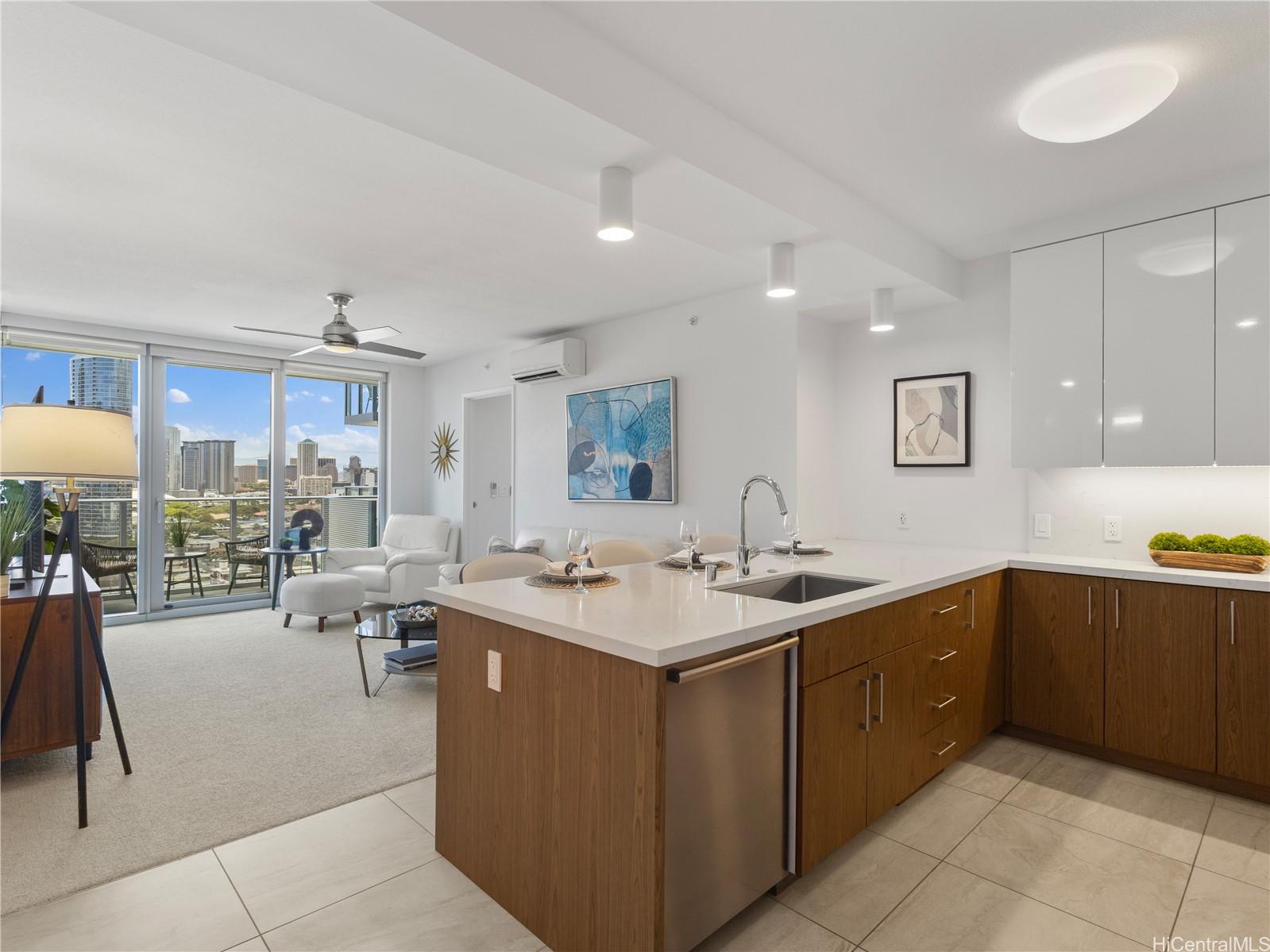 629 Keeaumoku Street  Unit 1710