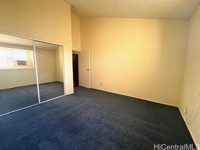 Photo 12 of 25