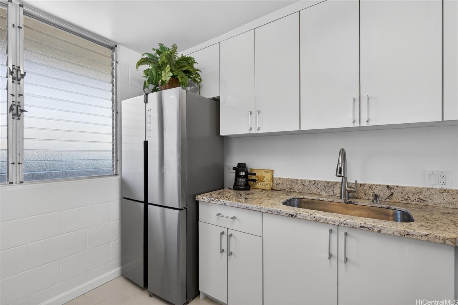 1128 Ala Napunani Street  Unit 1703