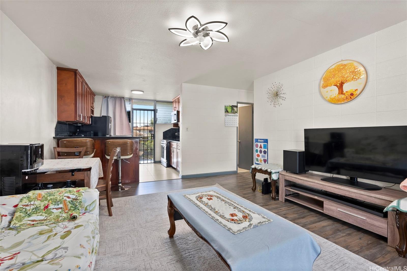 1119 Kokea Street  Unit C201