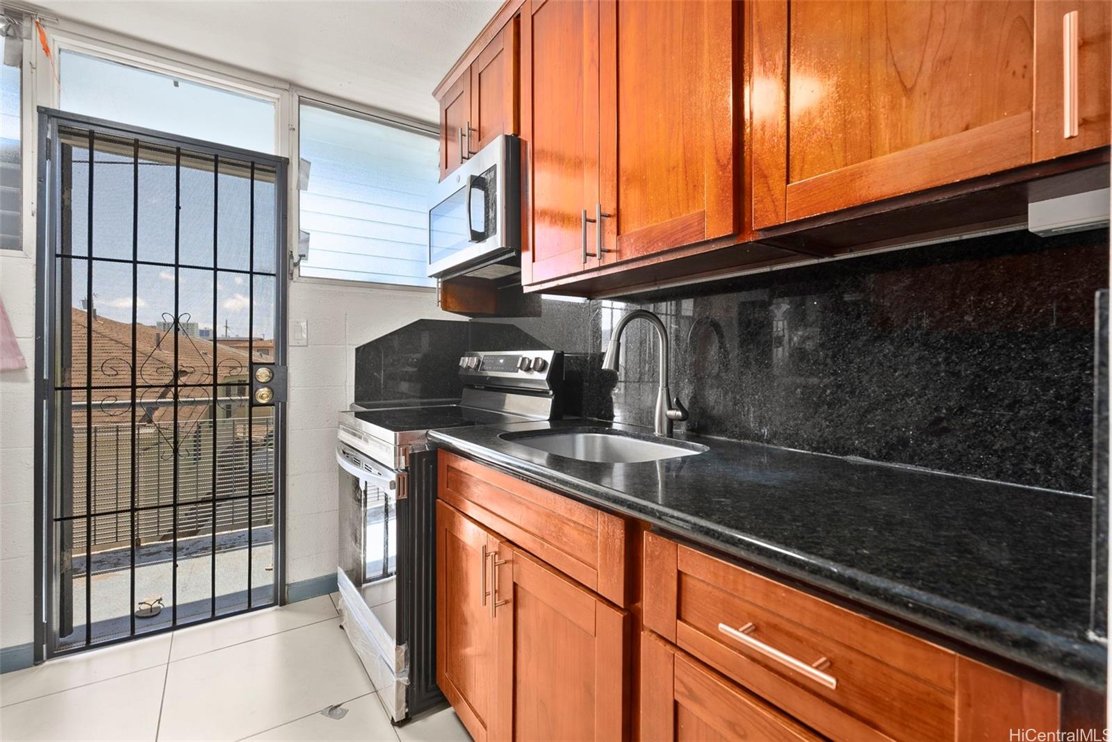 1119 Kokea Street  Unit C201