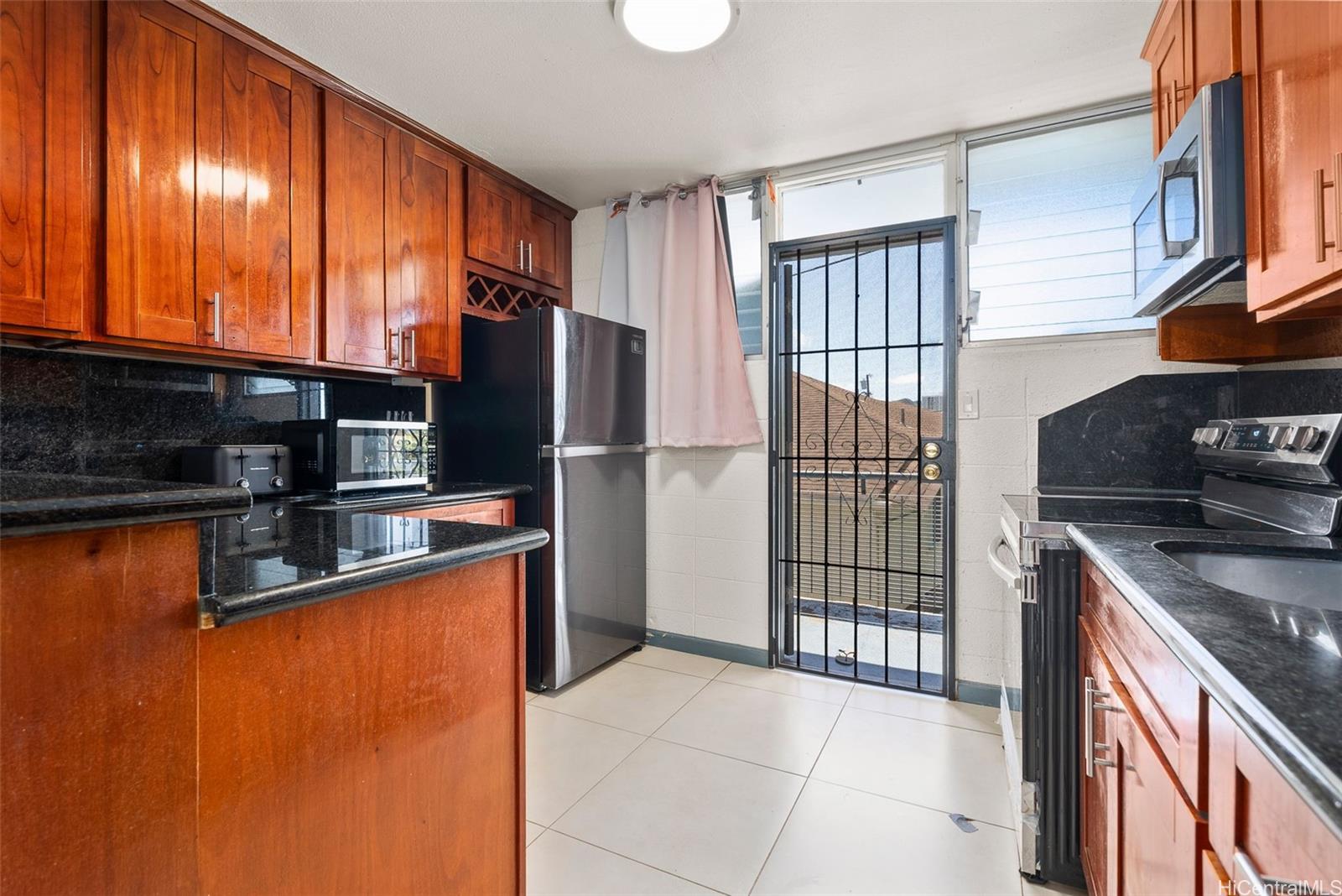 1119 Kokea Street  Unit C201