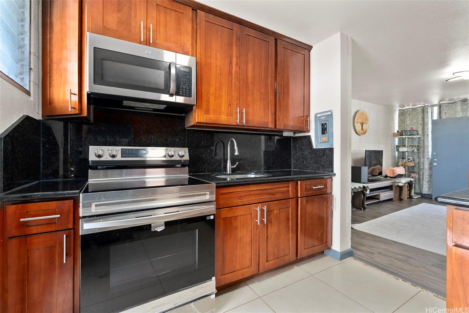 1119 Kokea Street  Unit C201