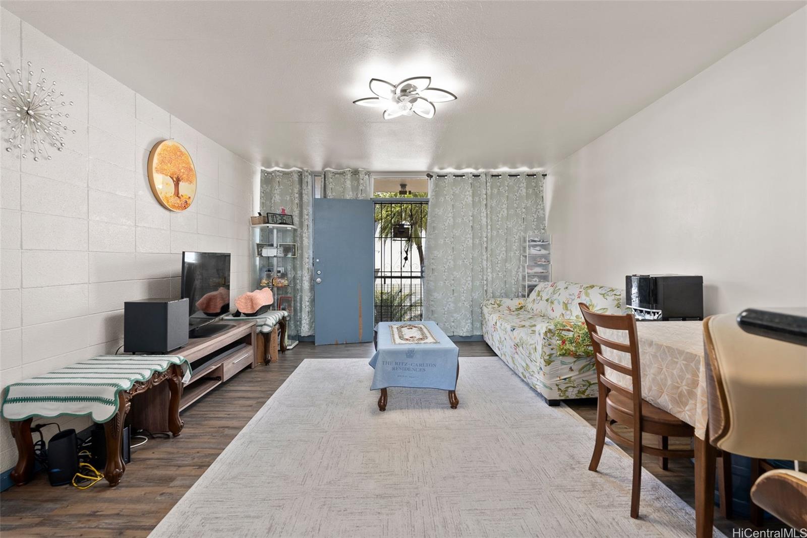 1119 Kokea Street  Unit C201