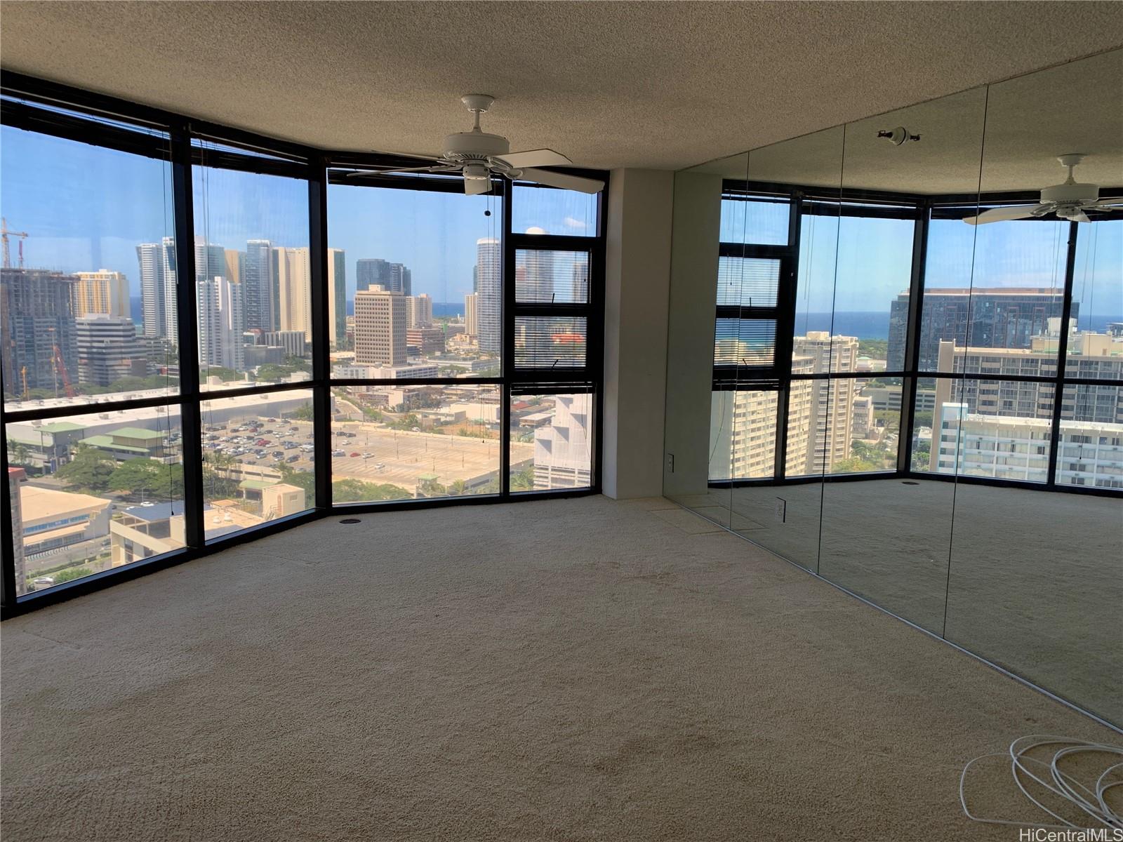 930 Kaheka Street 2601