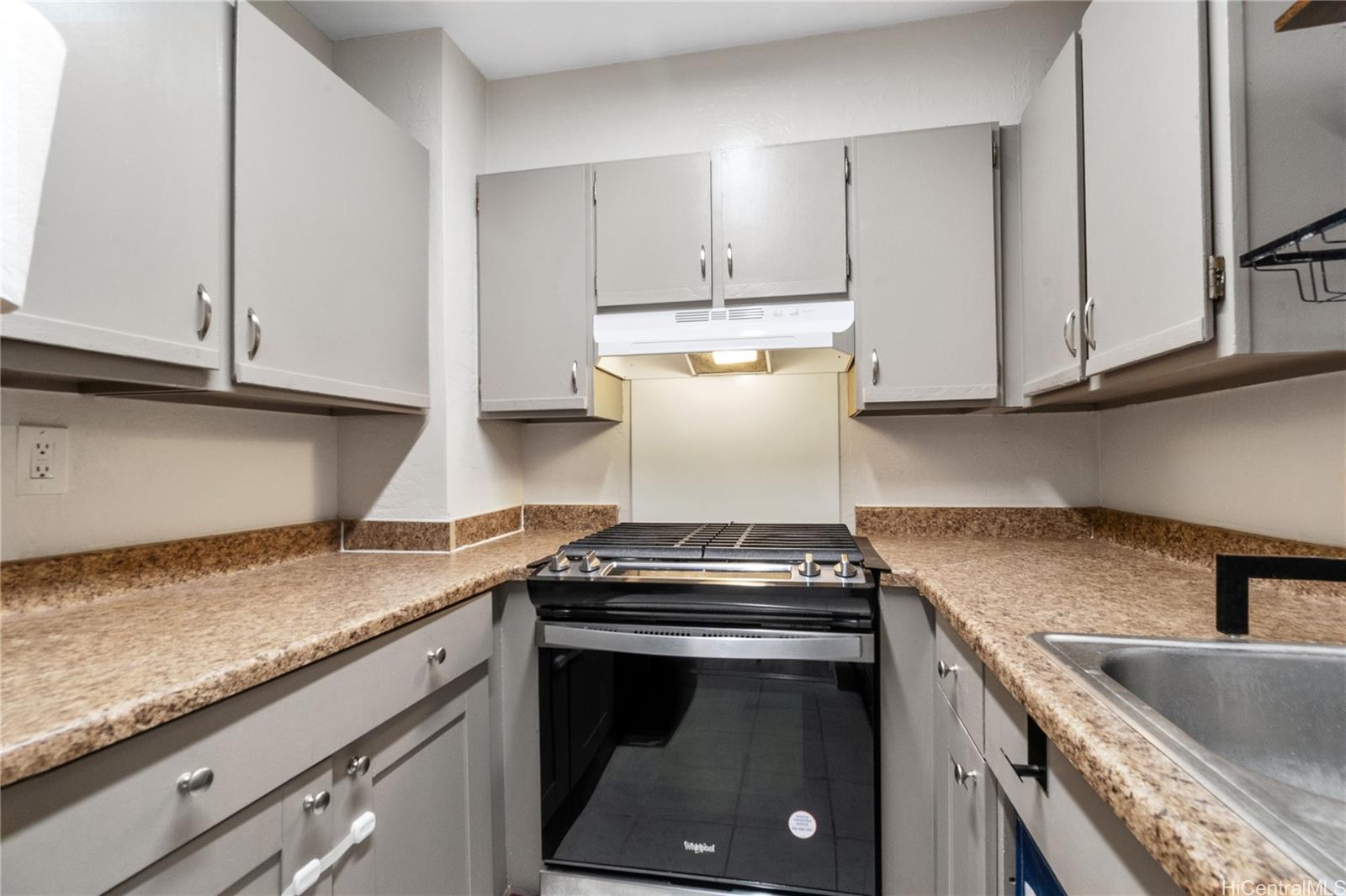87-126 Helelua Street  Unit D306