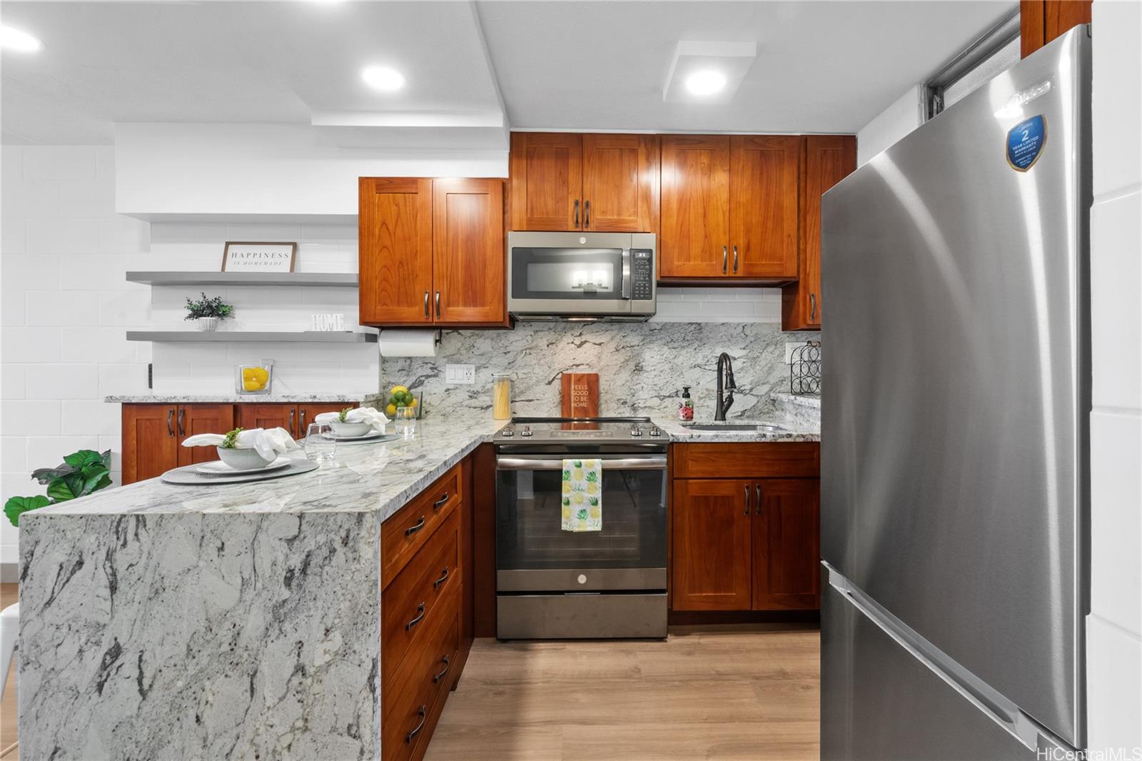 46-260 Kahuhipa Street  Unit C207
