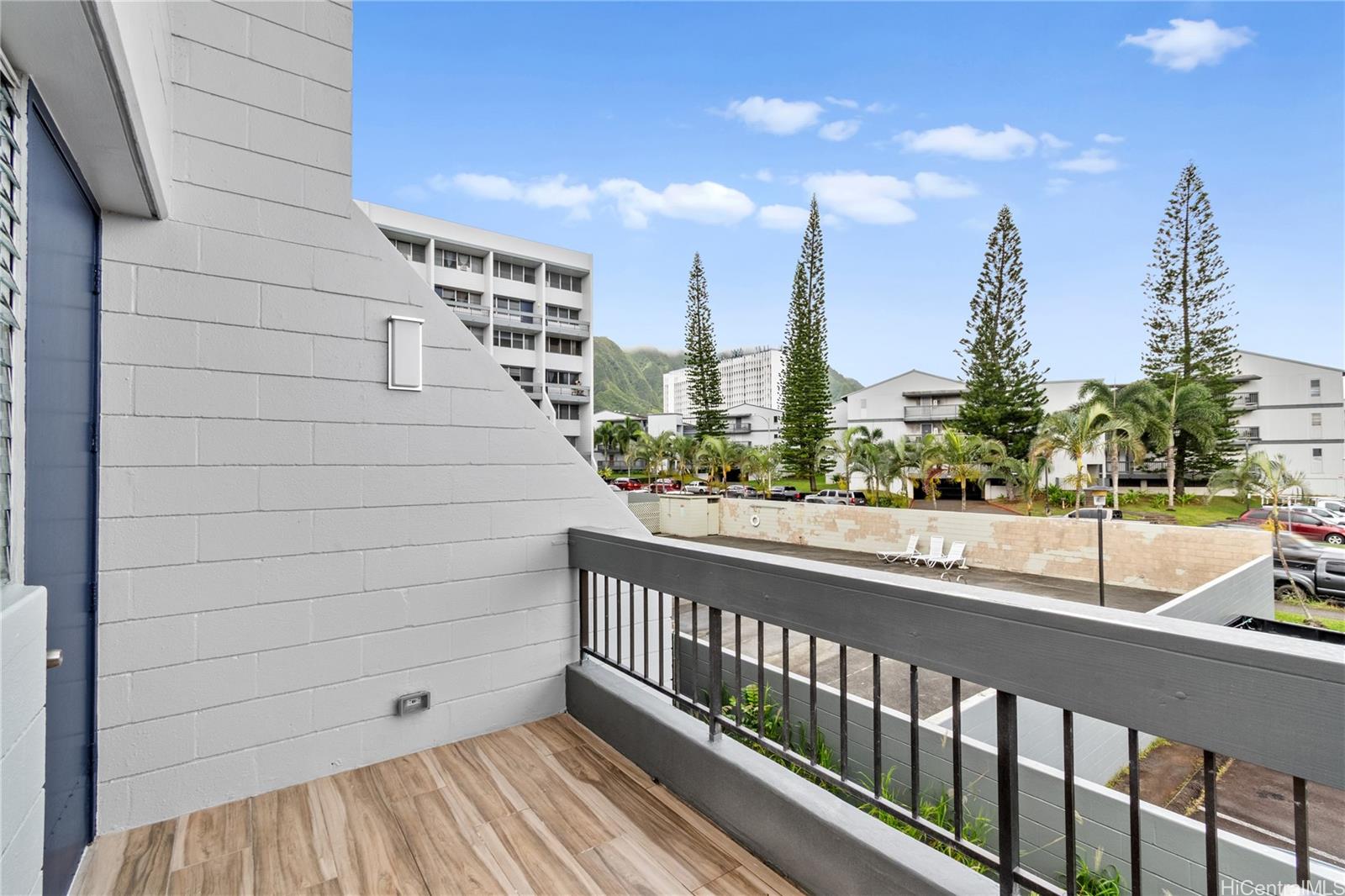 46-260 Kahuhipa Street  Unit C207