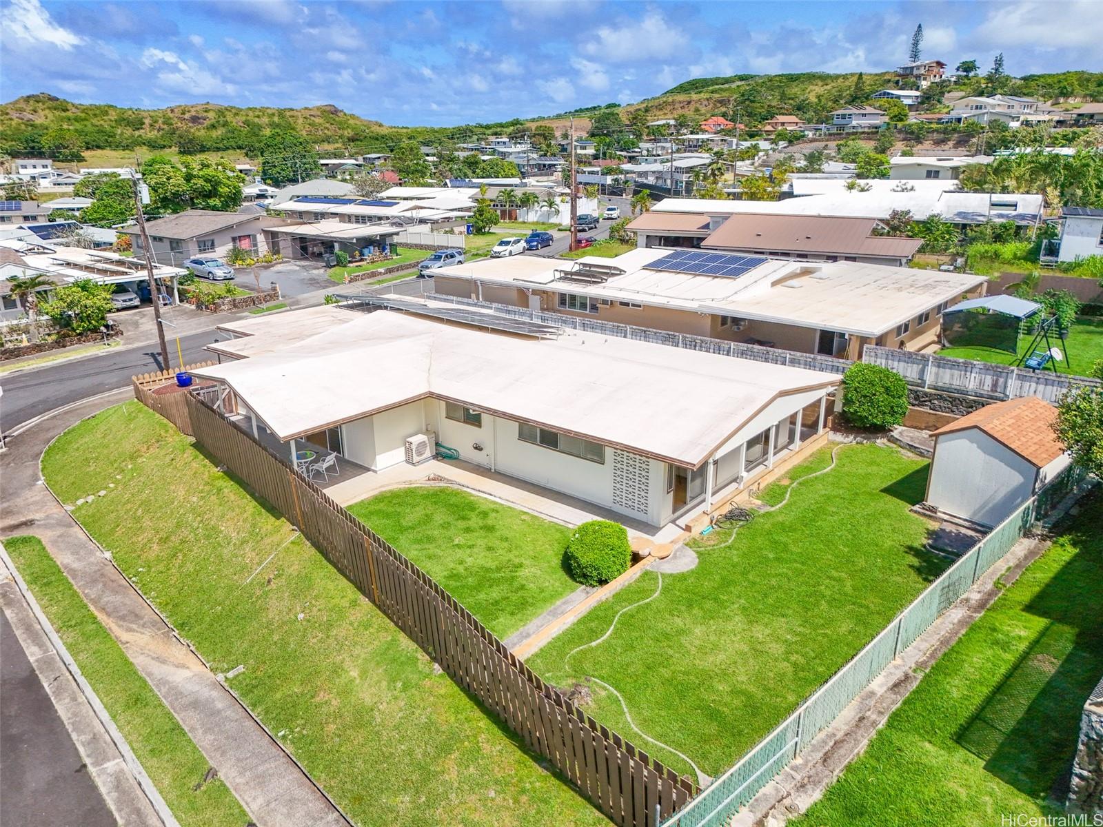 1469 Humuula Street