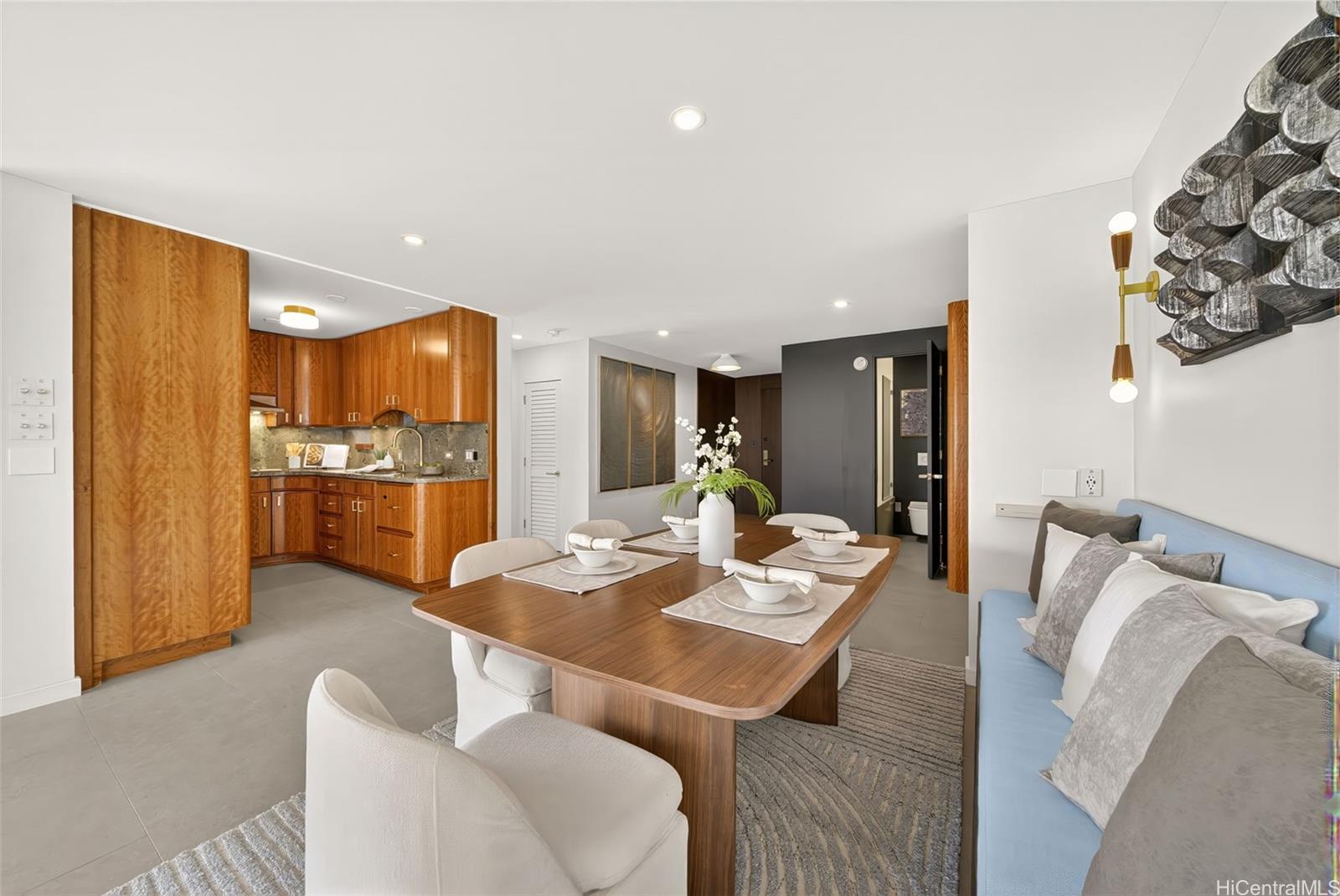 2979 Kalakaua Avenue  Unit 804