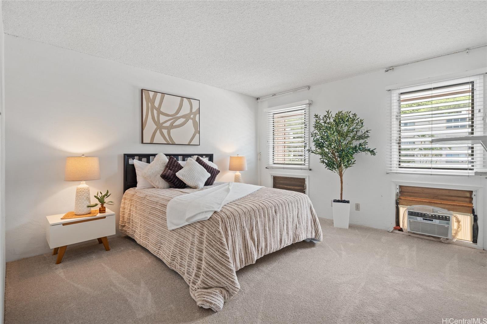 390F Haleloa Place  Unit A306