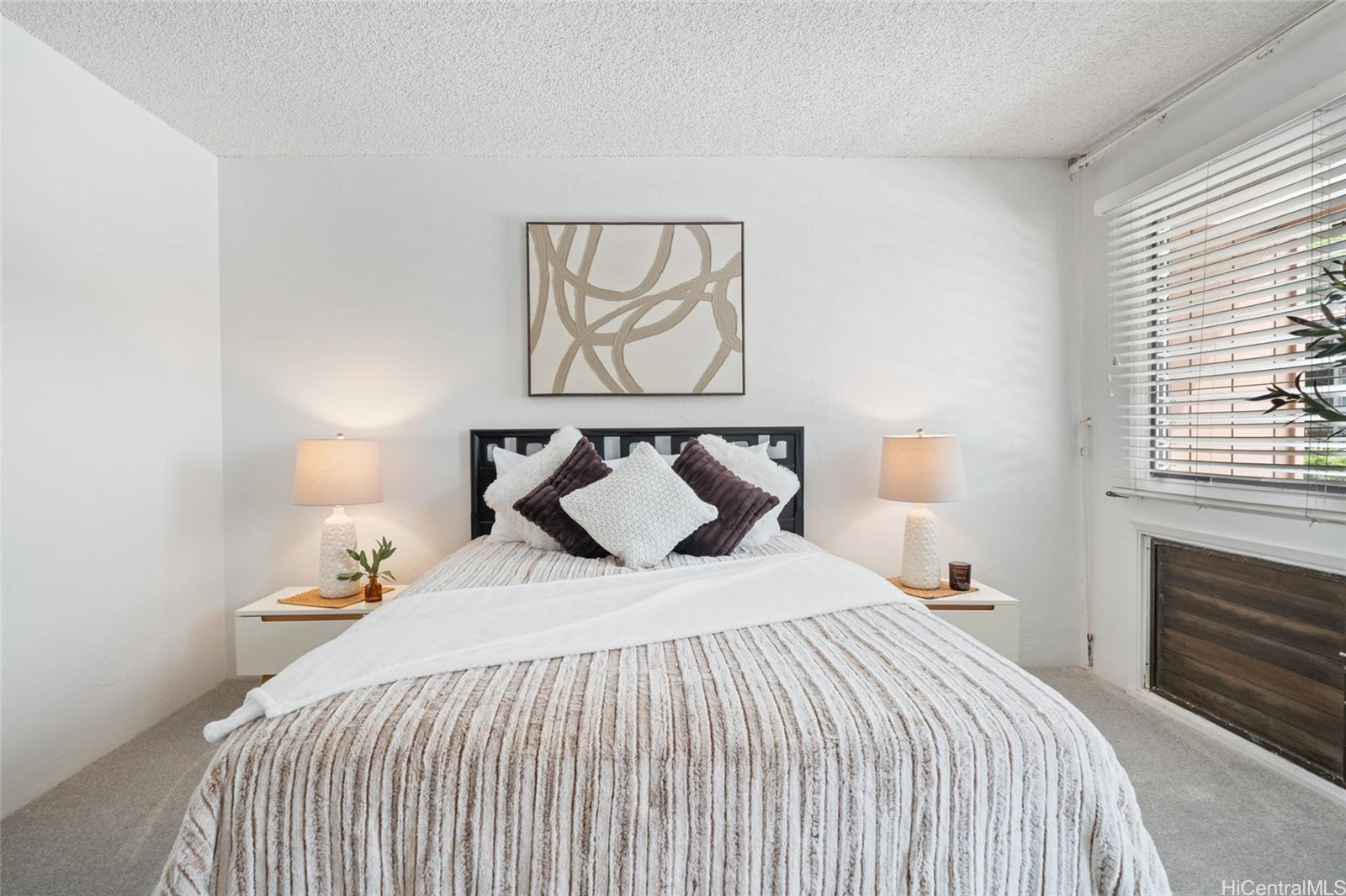 390F Haleloa Place  Unit A306