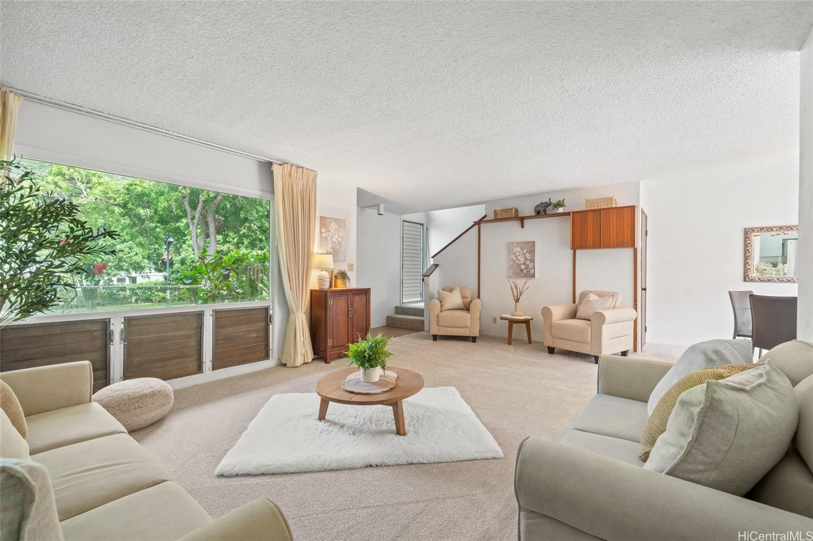 390F Haleloa Place  Unit A306