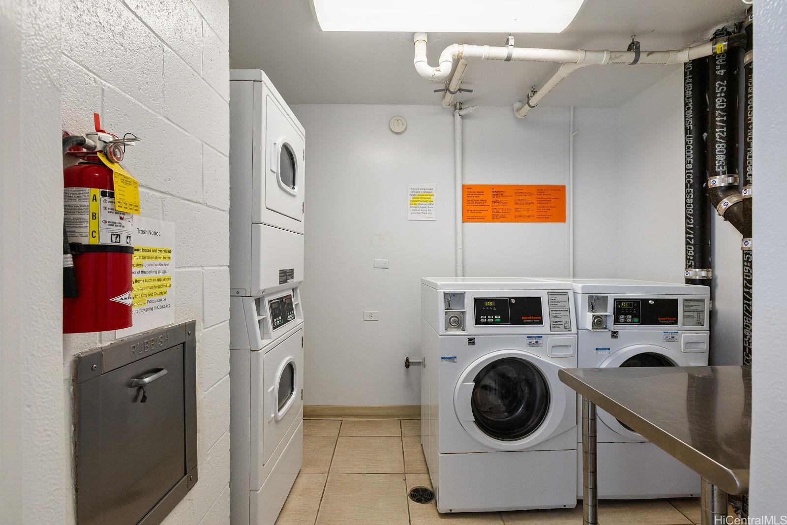 1560 Kanunu Street  Unit 1121