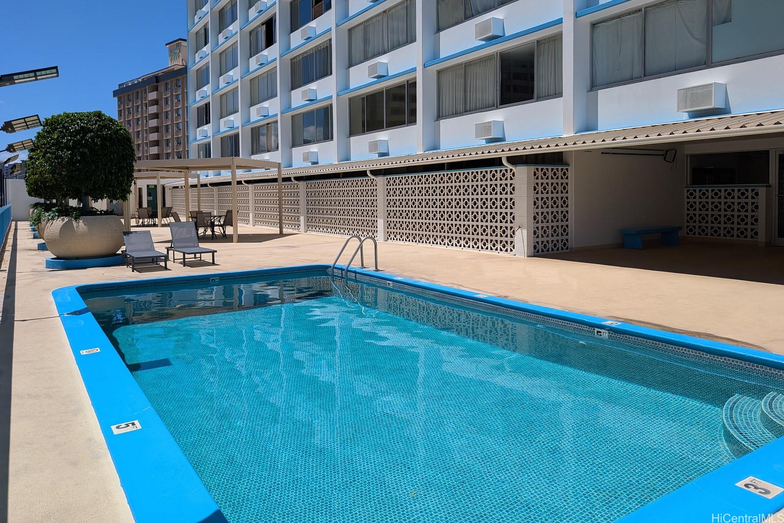 1560 Kanunu Street  Unit 1121