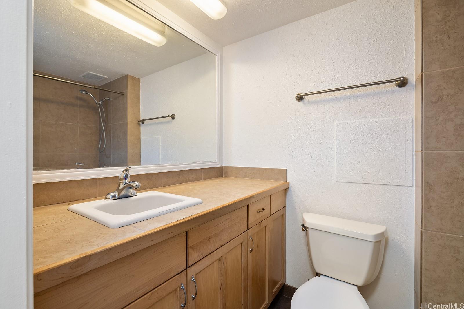 1560 Kanunu Street  Unit 1121
