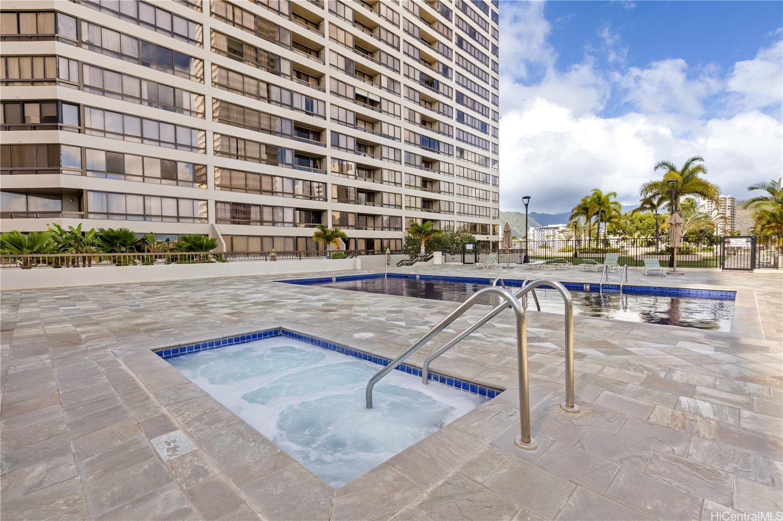 2499 Kapiolani Boulevard  Unit 801