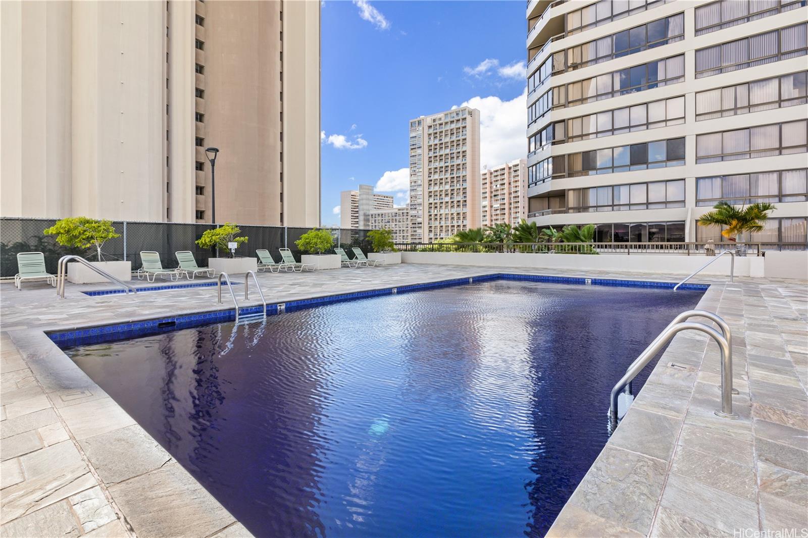 2499 Kapiolani Boulevard  Unit 801