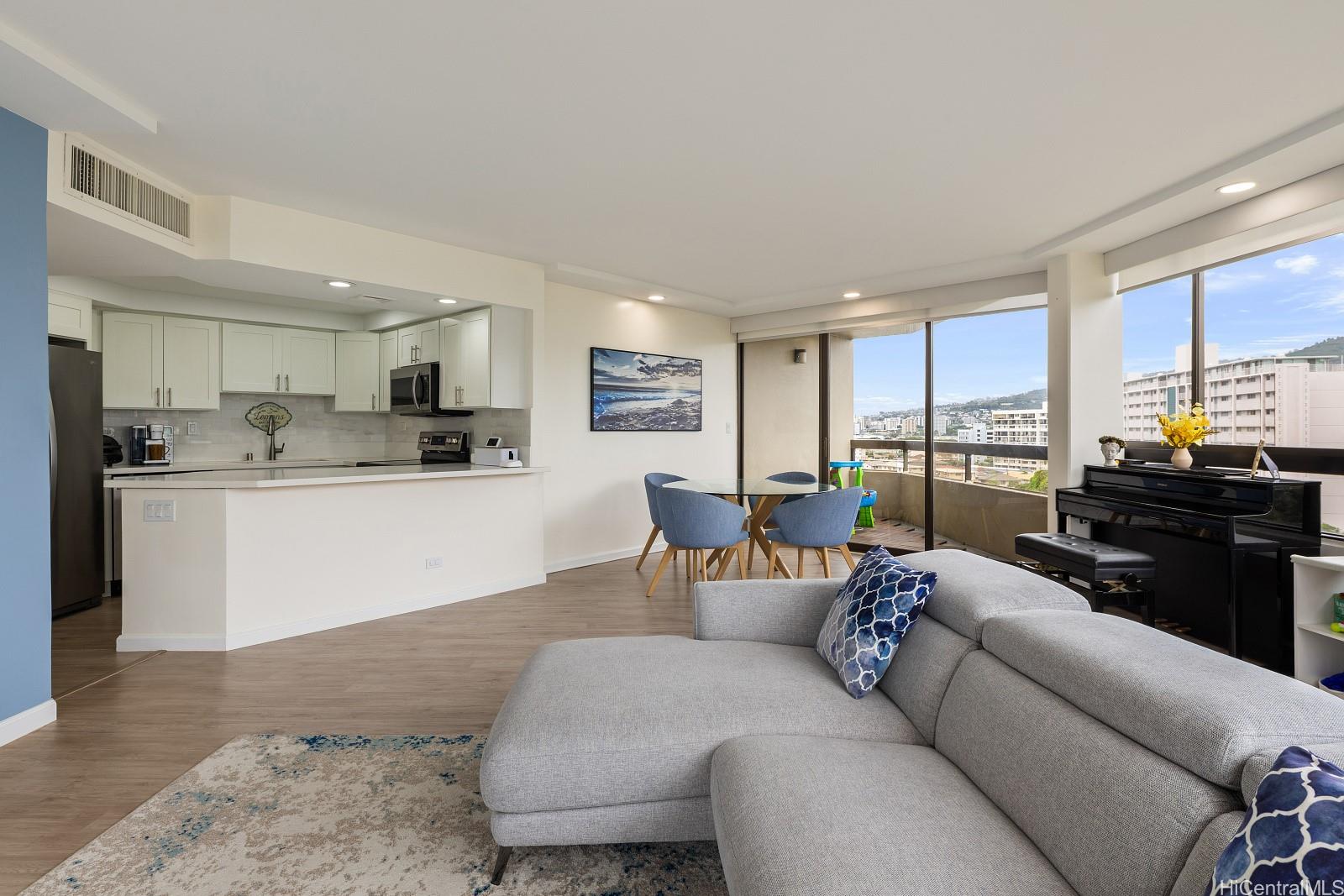 2499 Kapiolani Boulevard  Unit 801