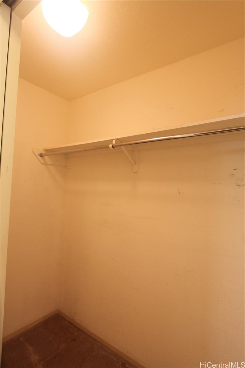 Photo 16 of 24