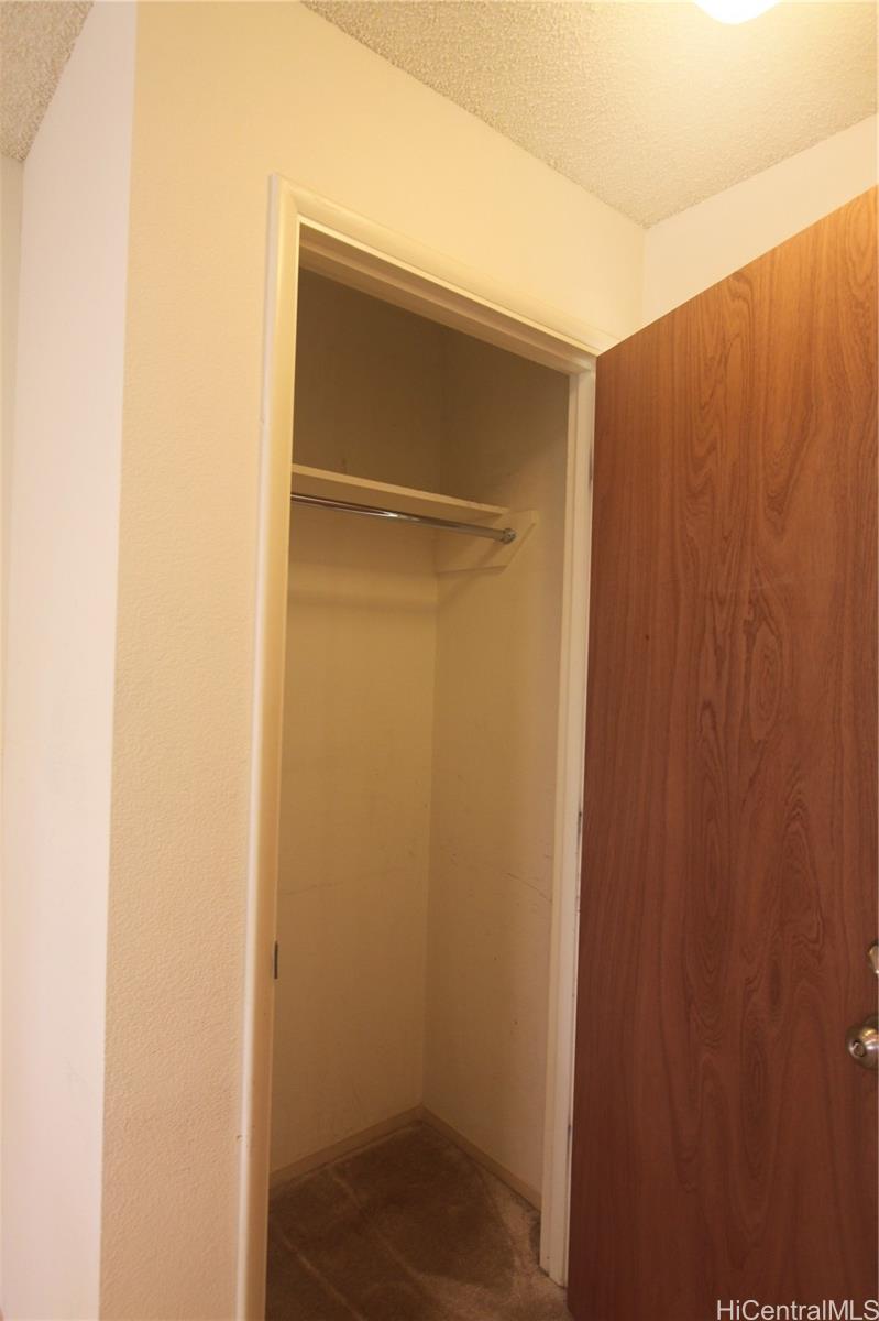 Photo 18 of 24